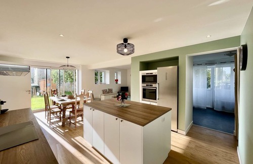 Combrit House | Sainte-Marine, charming house 9 people, beach, restaurant on foot