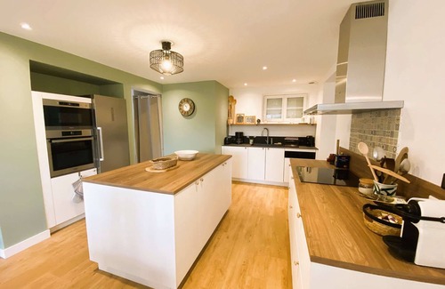 Combrit House | Sainte-Marine, charming house 9 people, beach, restaurant on foot