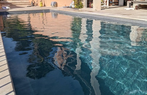 La Nartelle Villa | Sainte Maxime: In a residential area of Ste Maxime, overhanging the Golf course, large view on Ste Maxime and the golf of St Tropez, recent villas for 8 to 10 persons in a quiet and pleasant environement . Easy access to the beaches and Shopping center.