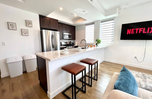 Pico-Union House | Sainted Ktown Abode + Private Rooftop Deck