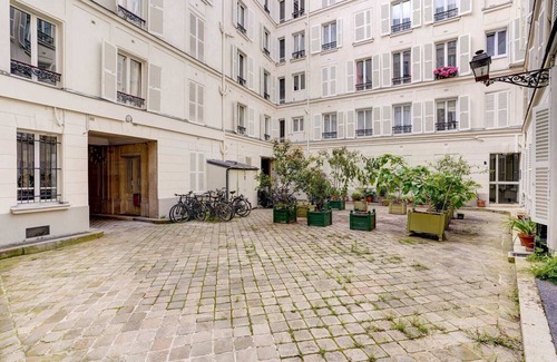 6th Arrondissement Apartment | SaintGermain Sojourn - Charming 2 bedroom in the Rive Gauche