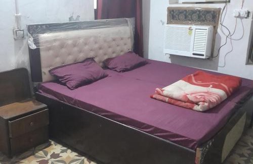 Vrindavan Bed & Breakfast | Sakshi Gopal