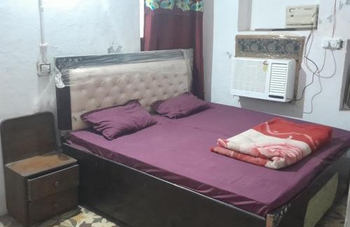 Vrindavan Bed & Breakfast | Sakshi Gopal