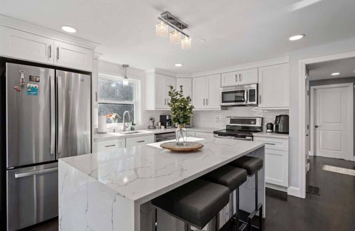 Northborough House | Sakura House: Spacious 4BR w/Gym & Premium Design