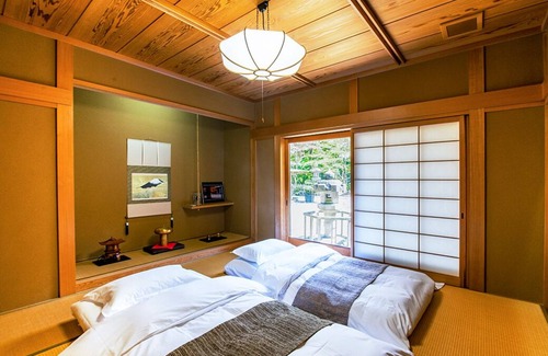 Izumi House | Sakusen Kaikan OukaiVillaIzumi