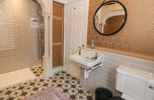 Llwyngwril Cottage | SALEM, pet friendly, character holiday cottage in Llwyngwril