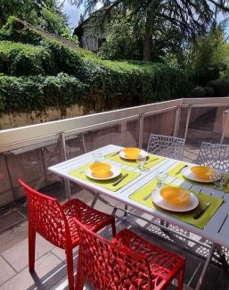 Annemasse Apartment | Saleve - close to Geneva 64m2-wifi-parking-2 bedrooms