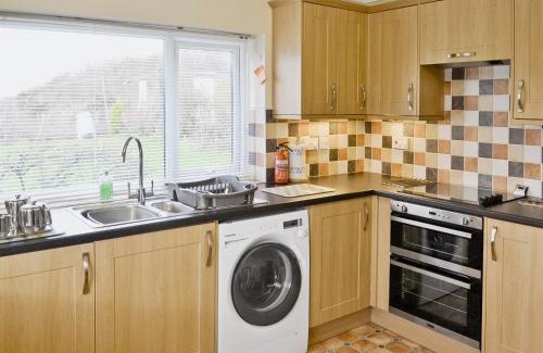 Rhiw House | Salfur