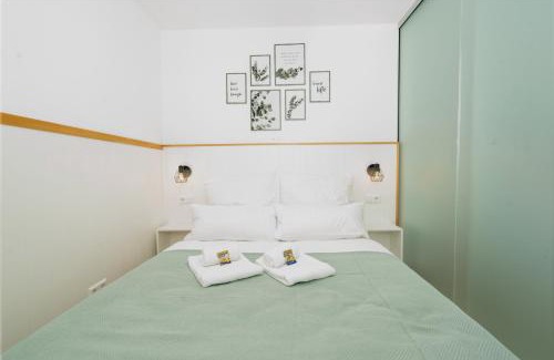 Oberdorla Apartment | Sali Homes Apartmenthaus Schlossgasse