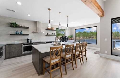 Mayhew House | Salience Path w/Heated Pool & Game Room