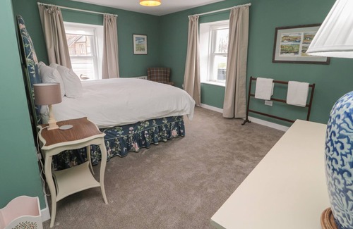 Norham Cottage | SALMON COTTAGE, pet friendly, character holiday cottage in Norham