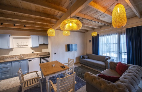 Oludeniz City Center Hotel | Salonika Suites