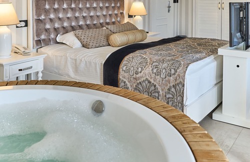 Oludeniz City Center Hotel | Salonika Suites