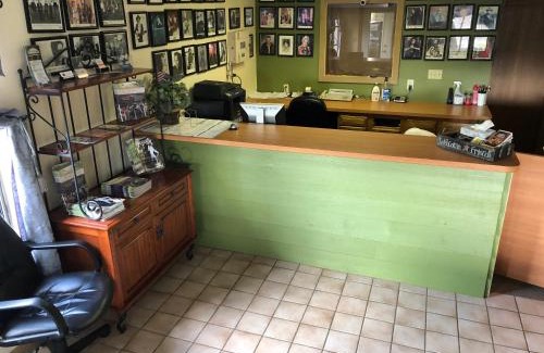 Nashville Hotel | Salt Creek Inn