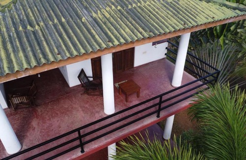 Tangalle House | Salt Lake Cabanas & Restaurant