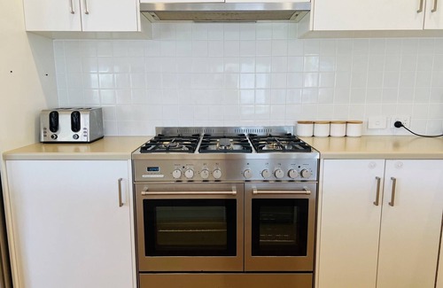 Waterhouse House | Salt Life - Pet Friendly Outside, WIFI