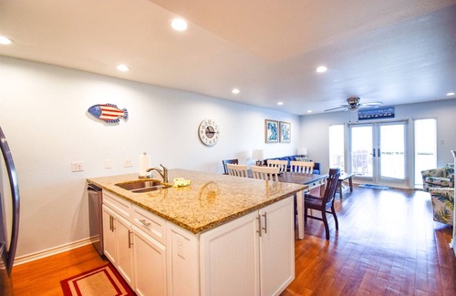 Rockport House | Salt, Lime and Sunshine - Beautiful 3/3 First floor Condo Located in Key Allegro