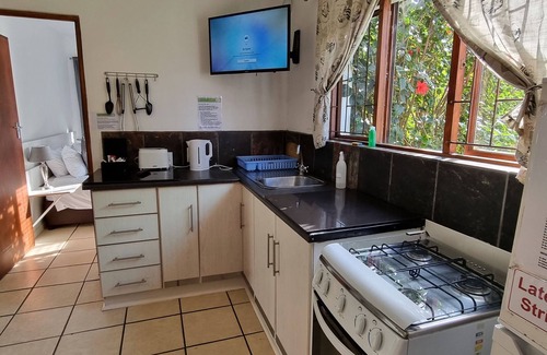 Knysna Cottage | Salt River Lodge