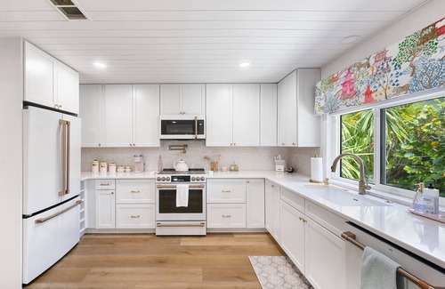 Jensen Beach House | Salt & Sand on Catamaran - Pool, Patio, Walk to River - Near Beach & Downtown
