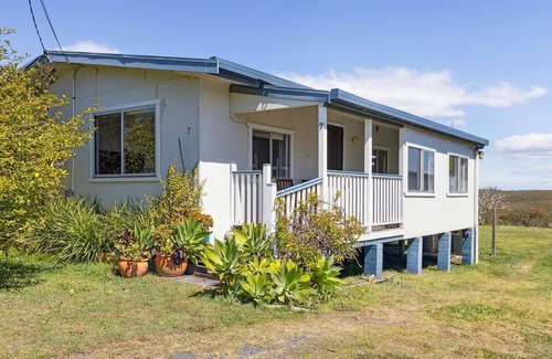 Angourie House | Salt Shack | Surfers dream