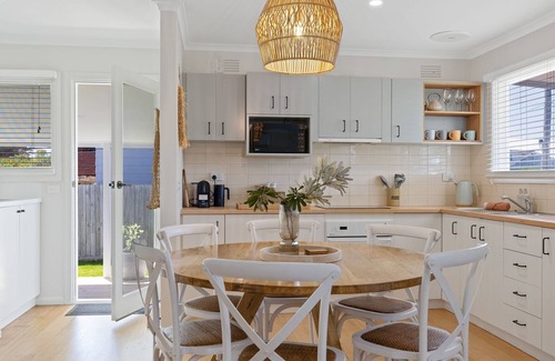 Sunderland Bay House | Salt & Stone in Sunderland Bay