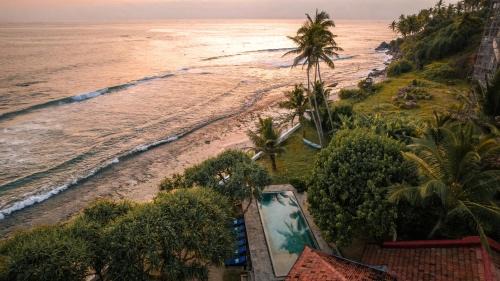 Thalaramba Villa | Saltasia Boutique Beach Villa