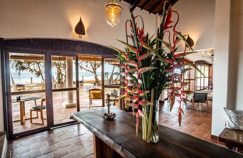 Thalaramba Villa | Saltasia Boutique Beach Villa