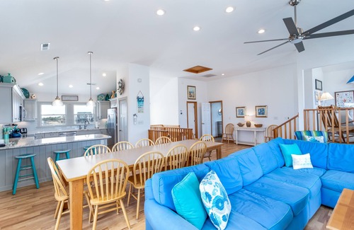 Corolla House | Salted Dunes OBX, Beach front, Wild Horses, Pool, Hot Tub, 4x4 Beach, 7 Bedroom