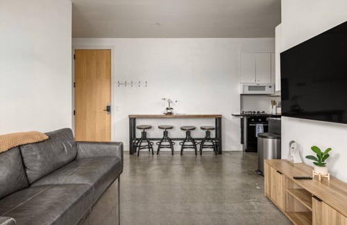 Downtown Anchorage Apartment | Salted Roots Basecamp: Downtown 2 Bed 2 Bath Loft
