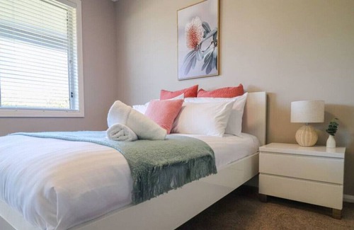 Swansea Heads House | Salts Bay Getaway for surf, sand and fun.