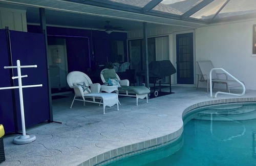 Englewood East Apartment | Saltwater pool, jacuzzi, close to stunning beaches, fishing, kayaking and golf!