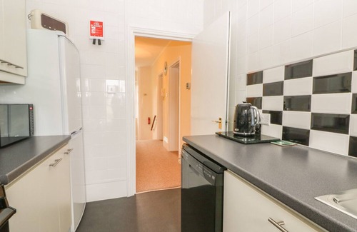 Eastbourne Seafront Cottage | SALTWOOD, character holiday cottage in Eastbourne