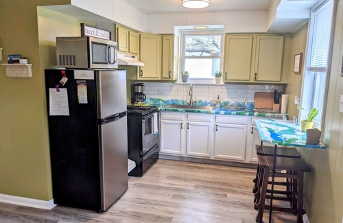 Kure Beach House | "SALTY CABANA" - 1 block to the beach!