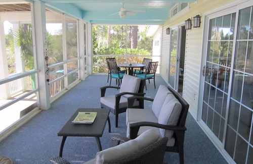 Port St. Joe House | Salty dog on the rocks