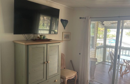 Crystal River Cottage | Salty Kayaker's Red Fish Cove Cottage