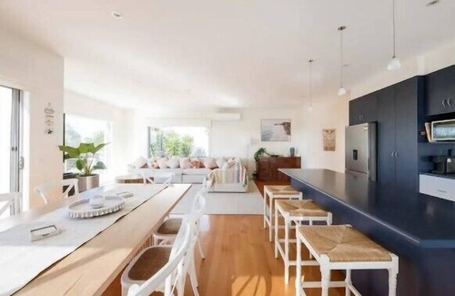 Torquay House | Salty Ocean View Escape - Torquay