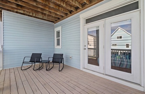 North Carolina Coast House | “Salty Paws 2” Off-the-leash ICWW & Atlantic Views