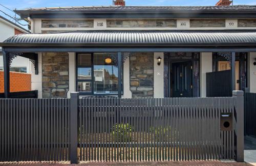 Glenelg South House | Salty Pines - 3BR House Glenelg South