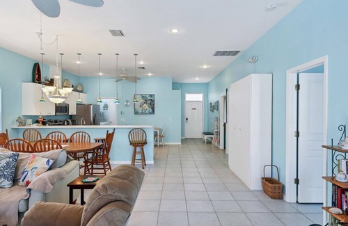South Venice House | Salty Sea Breeze - 1806 Manasota Beach