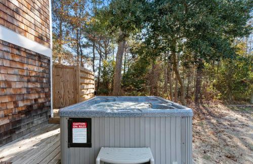 Monteray Shores House | Salty Sunsets