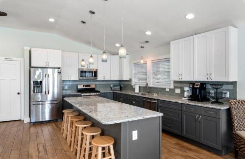 Monteray Shores House | Salty Sunsets