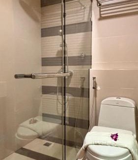 Ploenchit Apartment | Sam Homestay