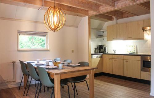 De Bult House | Samar