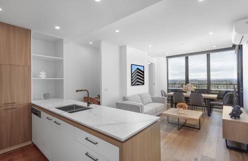 Heidelberg Heights Apartment | Samma| Modern 2BR Bell Street Bliss