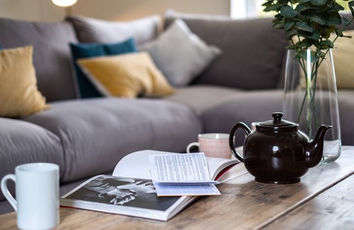 Rock Cottage | SAMPHIRE, pet friendly, with open fire in Rock
