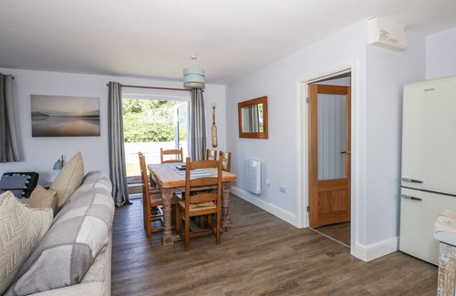 Anderby Creek House | SAMPHIRE, pet friendly, country holiday cottage in Anderby Creek