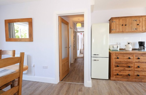 Anderby Creek House | SAMPHIRE, pet friendly, country holiday cottage in Anderby Creek