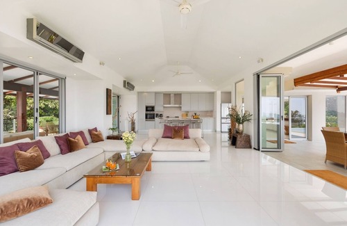 Moo 5 Villa | Samui Summit Villa : 5BR Bliss & Sunset Splash