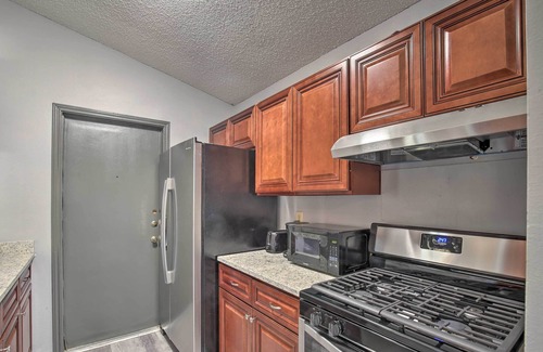 San Antonio House | San Antonio Abode w/Yard: 17 Mi to Downtown!