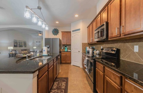 West San Antonio House | San Antonio Escape Near SeaWorld and Lackland